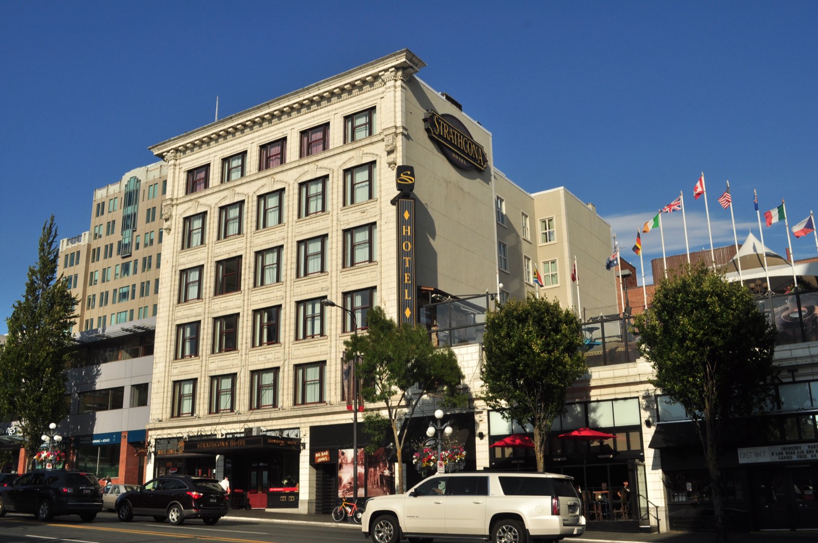 Strathcona Hotel exterior, Victoria