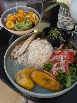 Posada Real Restaurante y Café casado-style plate with chicken, rice, beans, and plantains