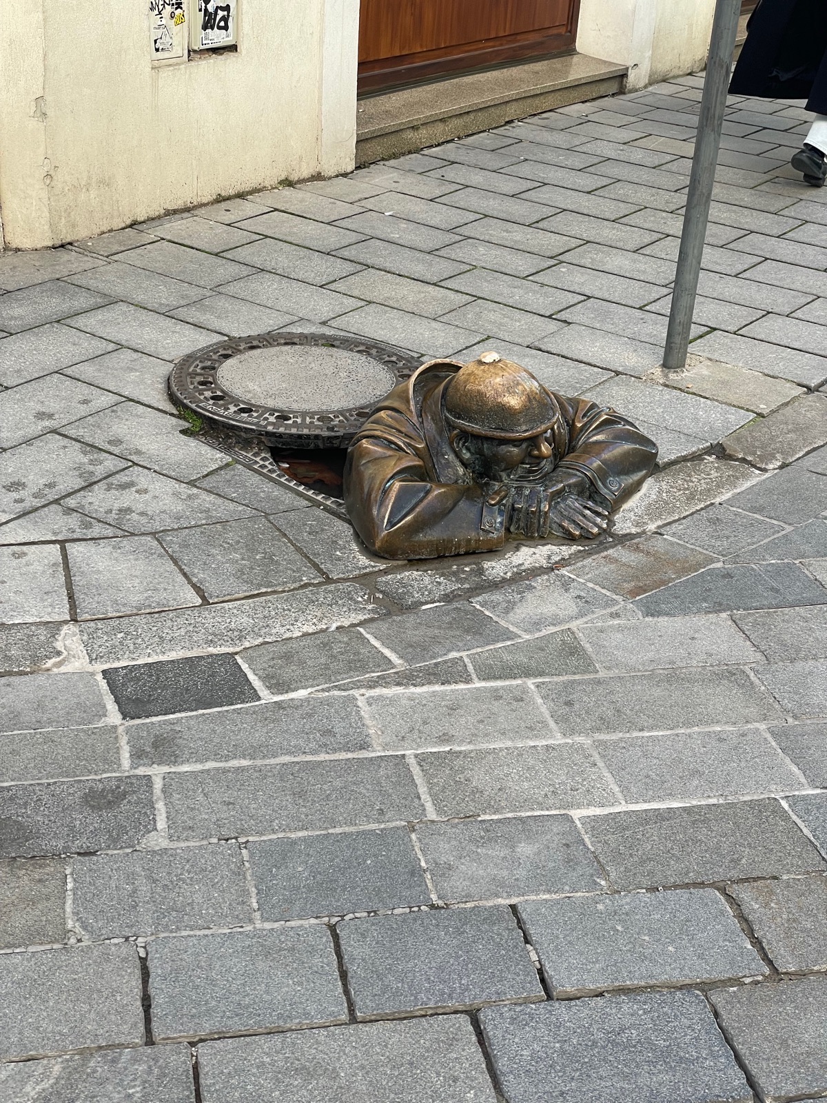 Čumil statue Bratislava