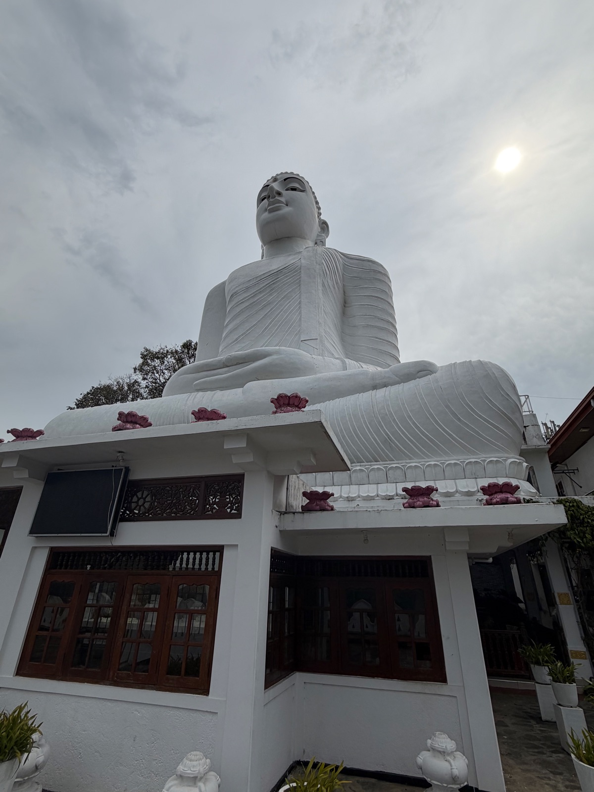 Giant Buddha statue at Sri Maha Bodhi Viharaya